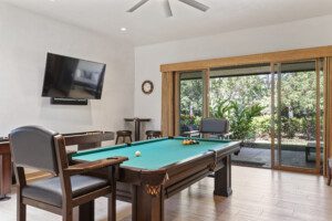 Big Island vacation rentals for large family game room