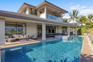 Big Island vacation rentals for large family space by the pool